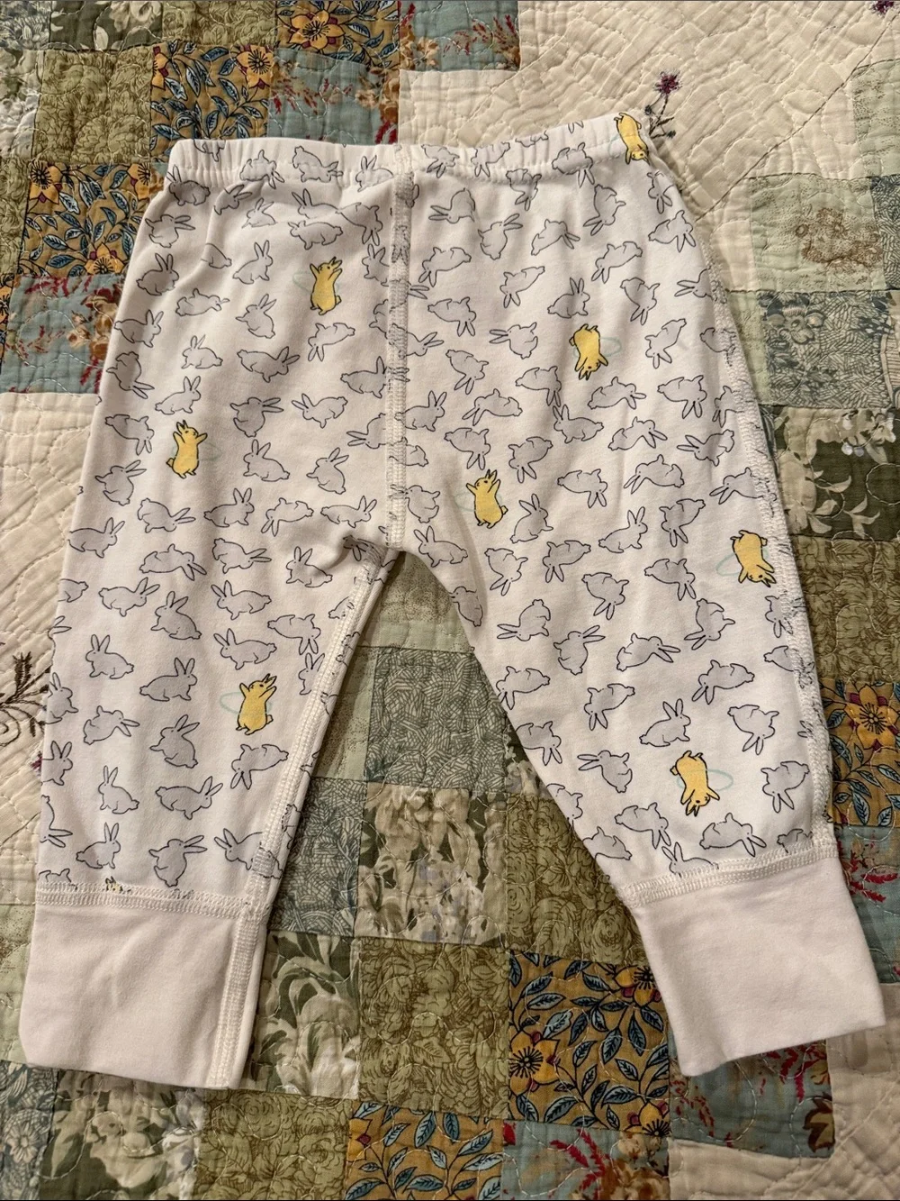 Hanna AnderssonWhite Bunny & Chick Pants 100% pima cotton